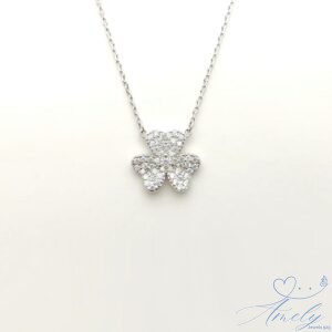 Collana trifoglio